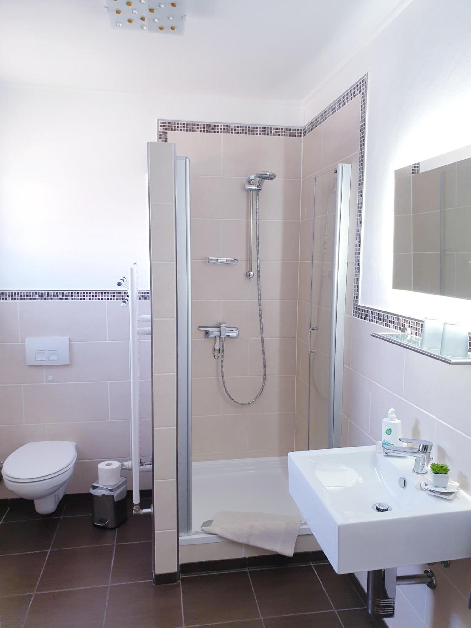 Ferienwohnung Ambiente Klotten Kamer foto